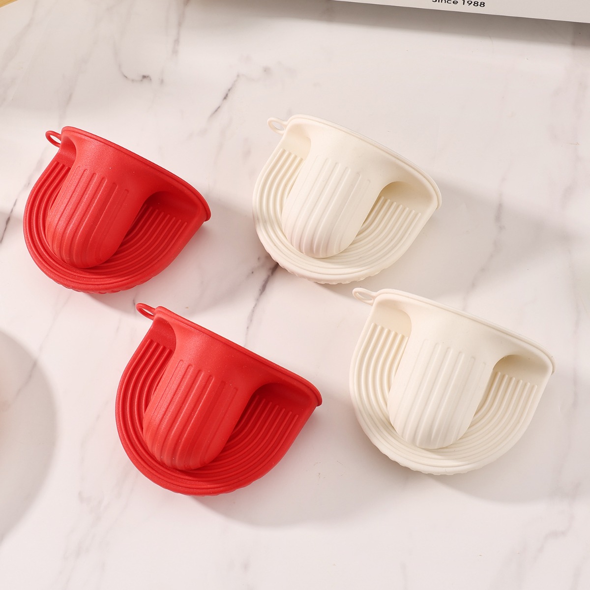 Oven Mitt Silicone - ถุงมืออบขนาดเล็ก 2 ชิ้น ทำจากซิลิโคน ทนความร้อน ใช้สำหรับจับหม้อ